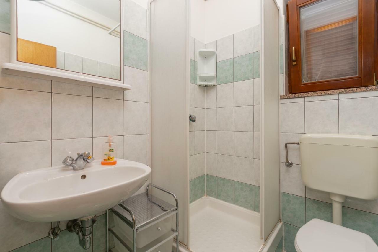 Apartment Softic Pula Eksteriør billede